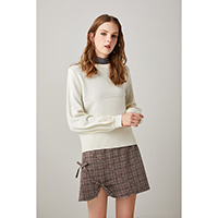 Roundneck White Sweater / Amber Wavy Hem Skirt