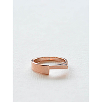 Triangular Décor Ring