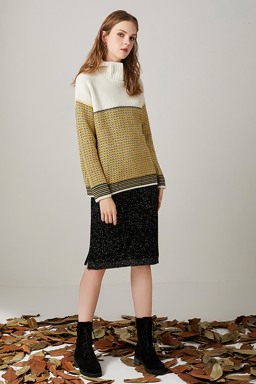 Yellow White Oversize Sweater / Starry Black Knit Skirt
