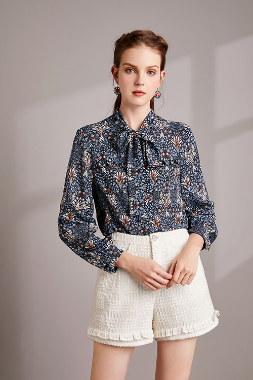 Gracie Neck Bow Blouse