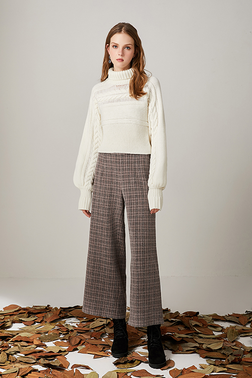 Grandma Stitch Turtleneck Sweater / Amber Wide Leg Pants
