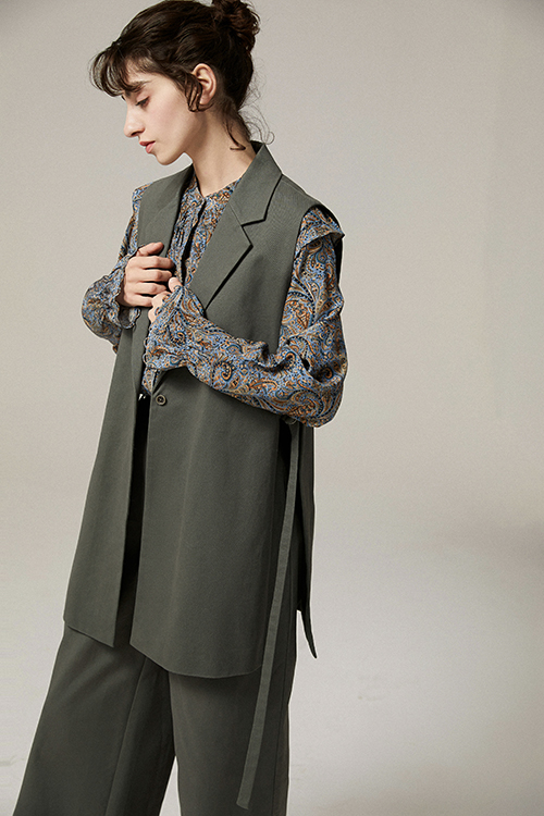 Ecila Twill Open Side Vest