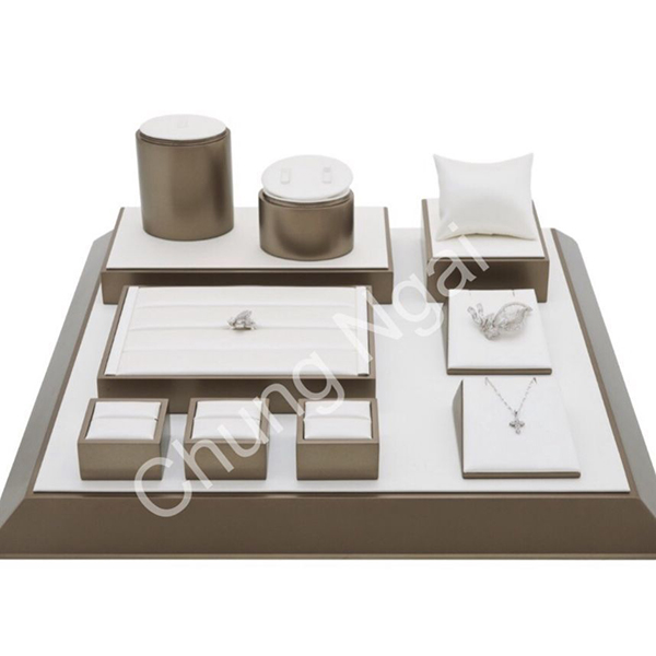 Elegent Jewelry Display Set