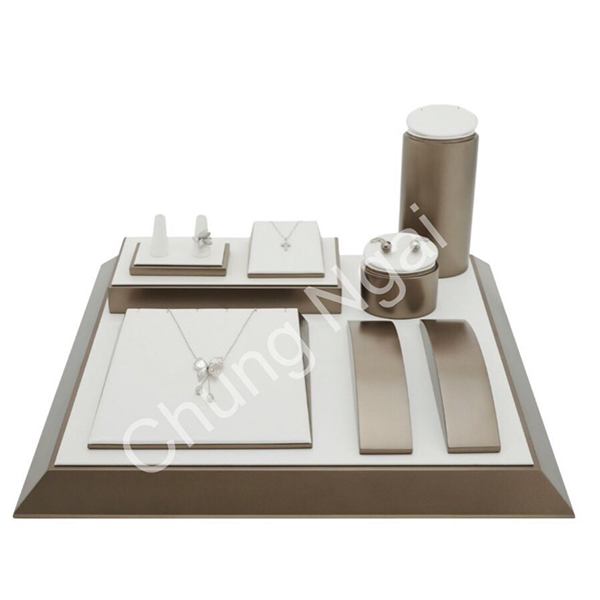 Refined Jewelry Display Set