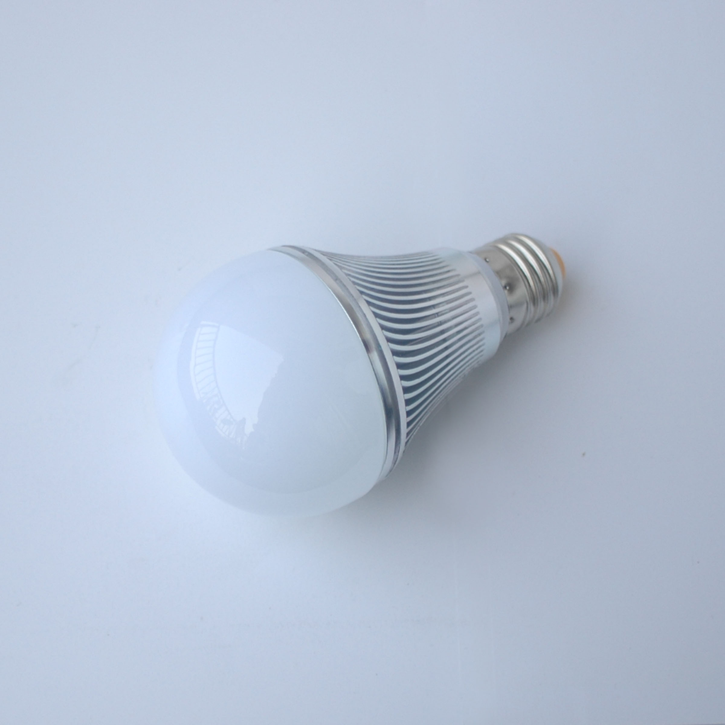 LED Bulb (3*1W) (FGB-WW003-01130-60)
