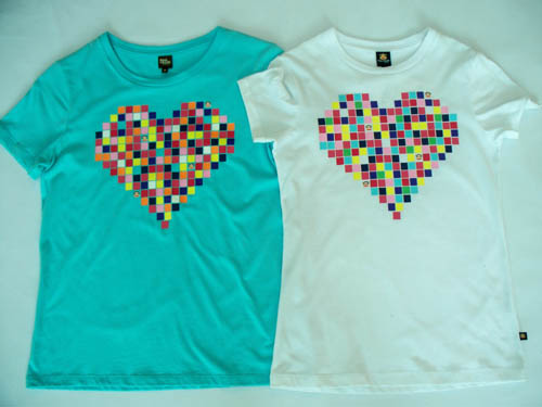 Children T-shirt(Left),Ladies T-shirt(Right)