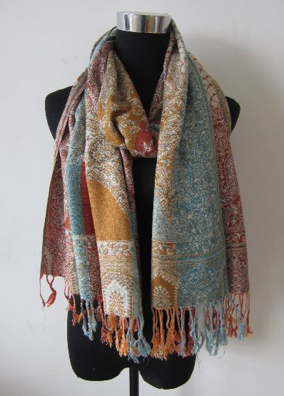 Elegant Paisley Jacquard Scarf