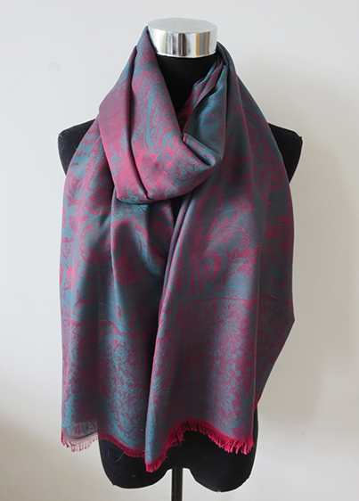 Bicolor Jacquard Scarf