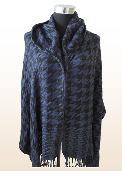 Houndstooth Check Poncho