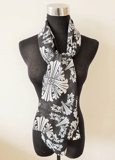 Skinny Flower Print Scarf