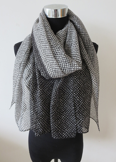Check Print Scarf