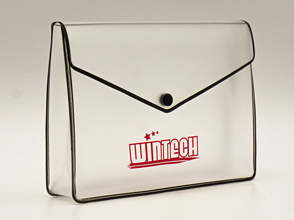 Clean Cosmetic Pouch
