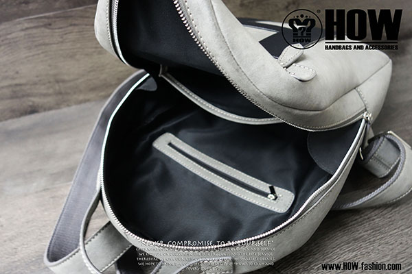 PU Top Zipper Closure Unisex Backpack / Top-Handle Bag