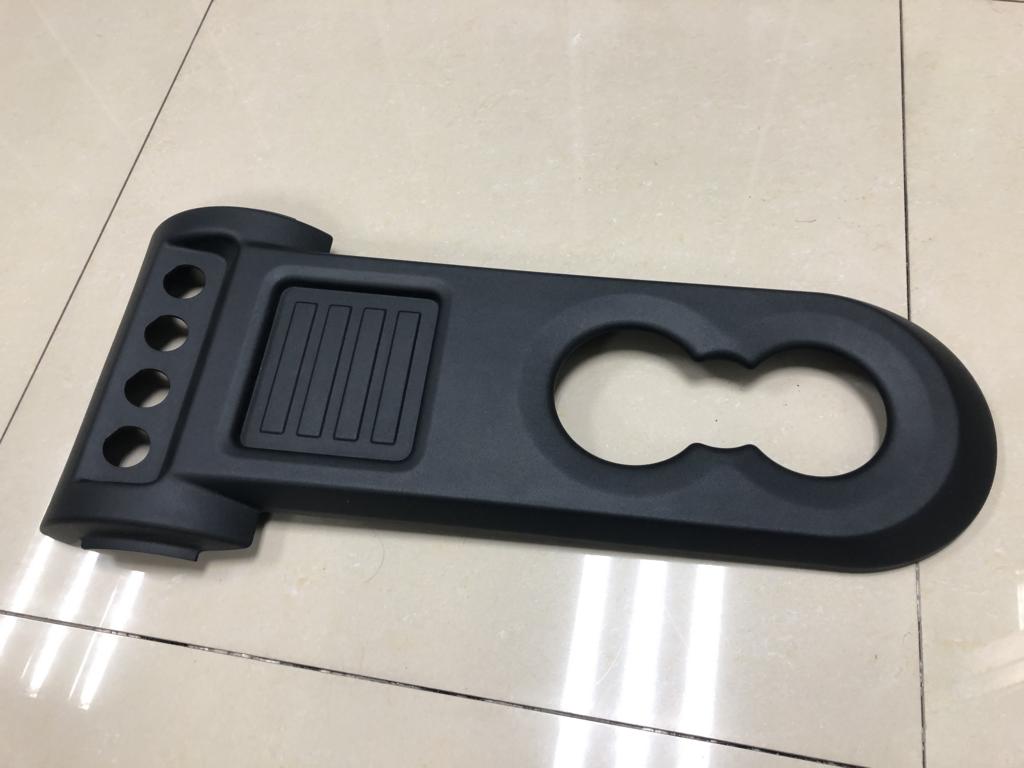 injection mould for automotive parts