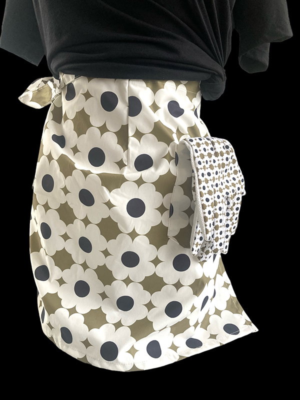 Garden Apron and Gloves Set