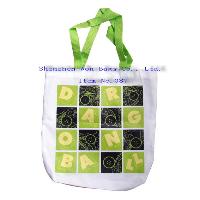Shopping Bags Of Customized And Environmentally Friendly Fabrics