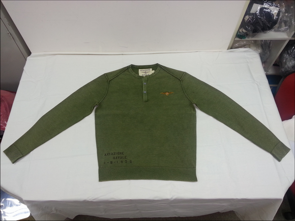 Men's Pullover with acid wash