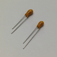 SOLD TANTLUM CAPACITOR
