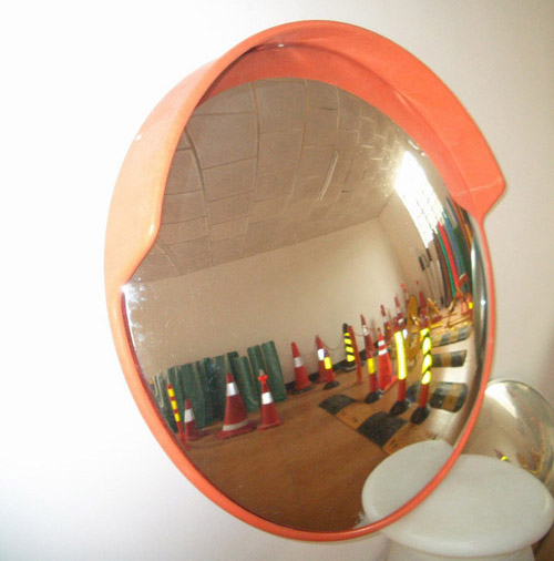 Convex Mirror