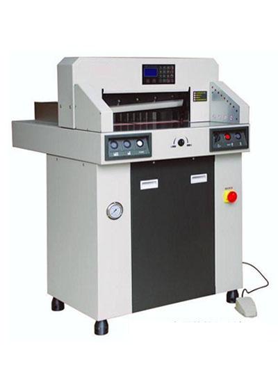 Professional Manufacturer Hydraulic Numerical-control Paper Cutting Machine 670mm Small Paper Cutter