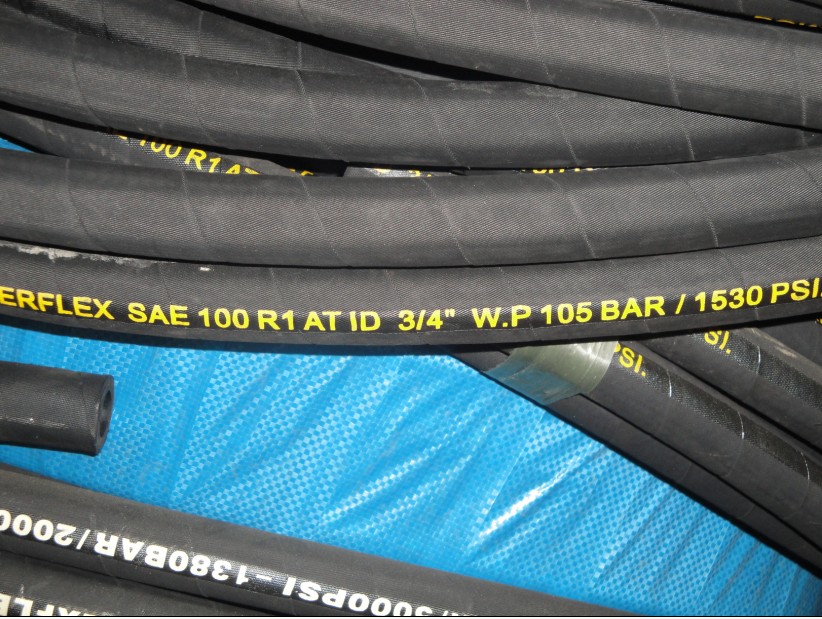 Sae100r1 At/din En 853 1sn