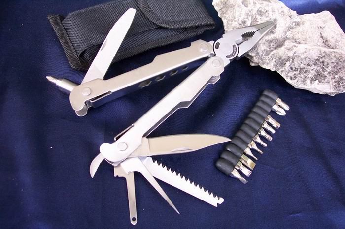 Multi Function Tool Pliers With Camping Multi Tool And Folding Pocket Knives