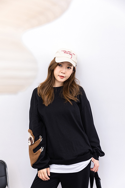 A/W Women's Long Sleeve with Sloth Embroidery Patch Pullover Sweater