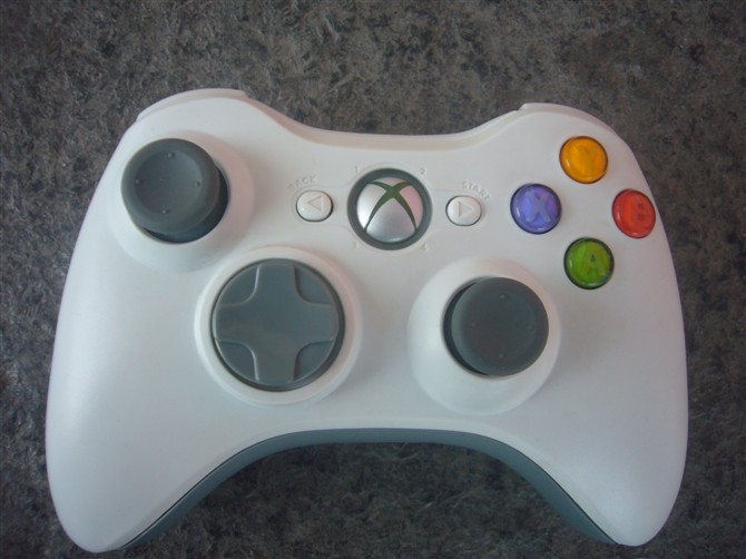 XBOX 360 controller