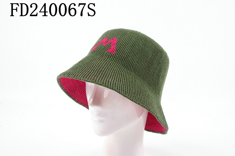 Knit Moulded Hat