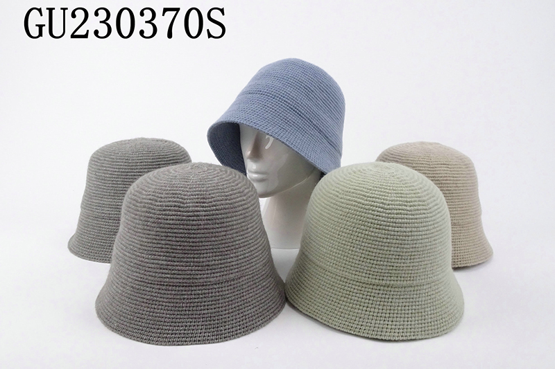 Knit Moulded Hat