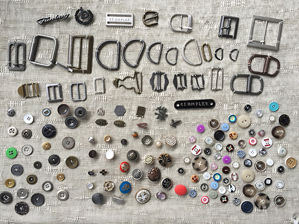 Metal Product & Plastic Button