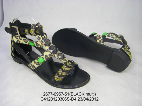 Flat sandal of Ladies shoes