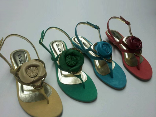 Flat sandal of Ladies shoes