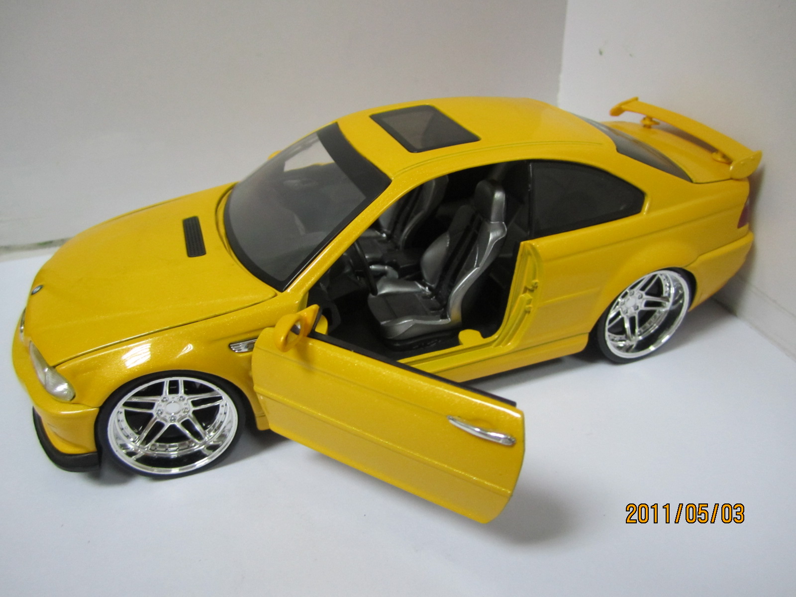 Alloy Handmade Die Cast Collectible Car Model