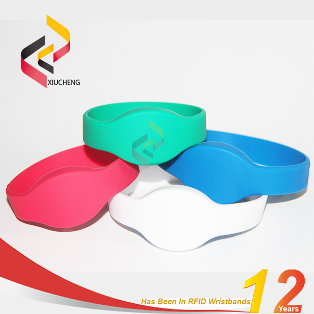 China Suppiler RFID silicone wristband NFC rubber bracelet Shenzhen