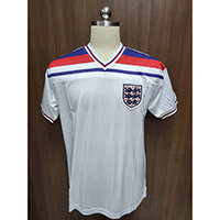 Men's V Neck Tee /Logo Badge